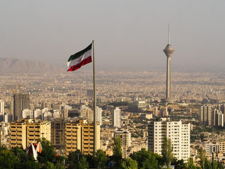 Iran arrests a Swedish citizen on espionage charges -IRNA