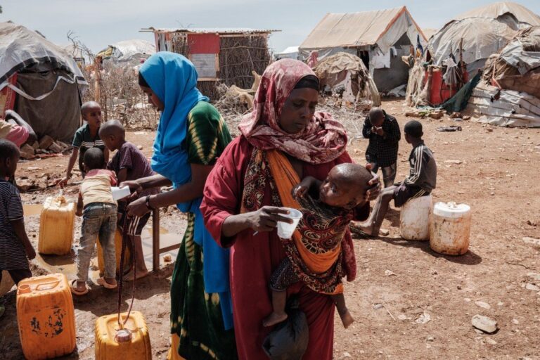 UAE aid ship arrives in Somalia to deliver food and relief supplies