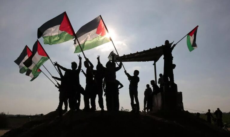 Young Palestinians losing interest in politics, poll shows