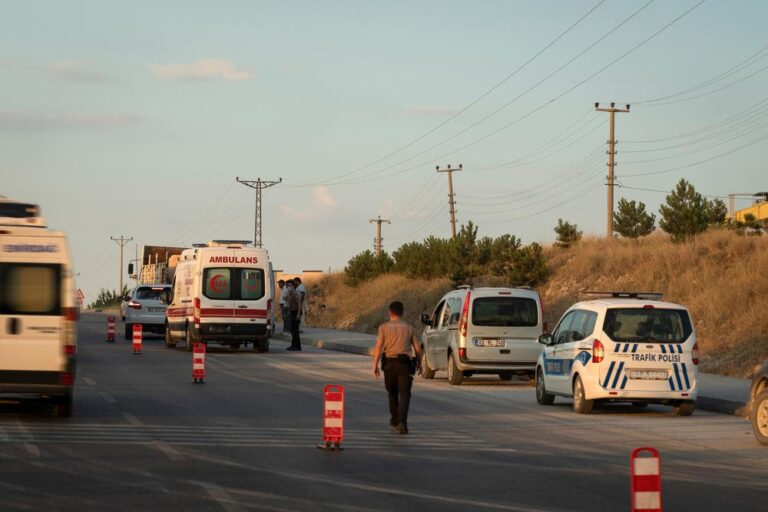 15 dead, 22 wounded in Turkey road crash: Governor