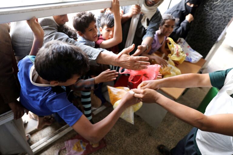 Yemeni education minister, WFP discuss school feeding project