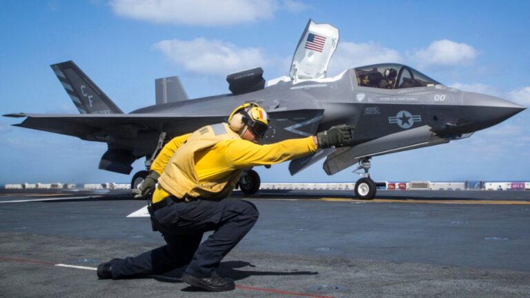 US says airstrikes in Syria intended to send message to Iran
