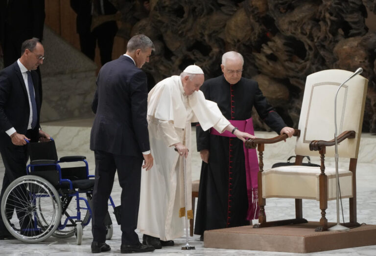 Pope Francis asks North Korea to invite him to visit