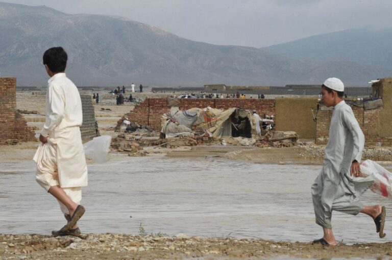 Pakistan orders thousands to evacuate near flood-swollen rivers