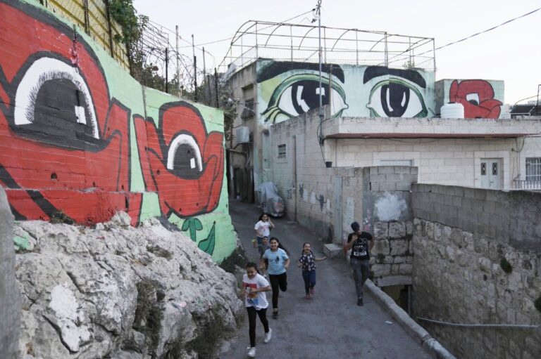 Giant eye murals bear witness to Palestinians in Jerusalem