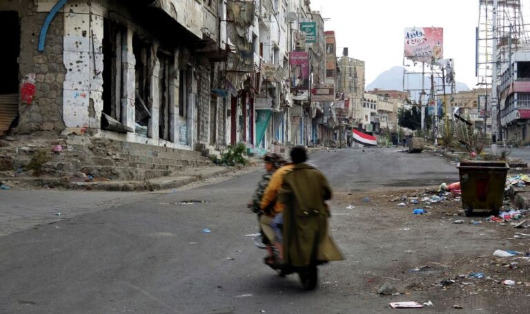 Taiz attacks force Yemeni military to quit talks with Houthis