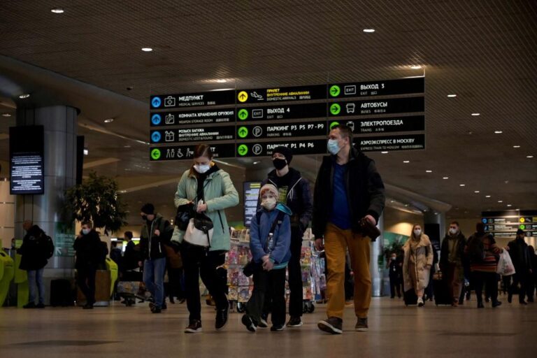 Kremlin: EU visa restrictions on Russians are ‘ridiculous’