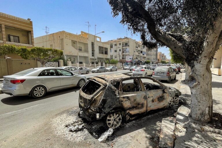 Clashes between armed factions rock outskirts of Libyan capital