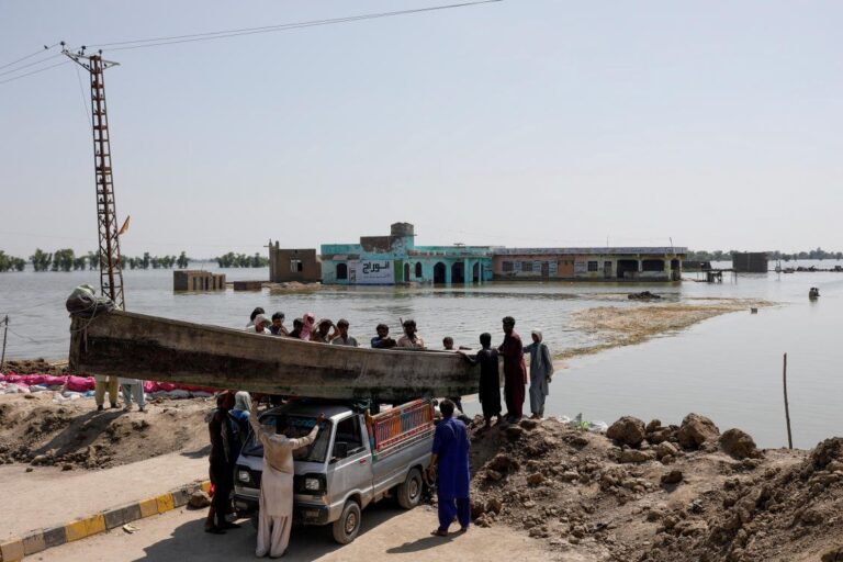 Pakistani officials: Swelling lake could cause more flooding
