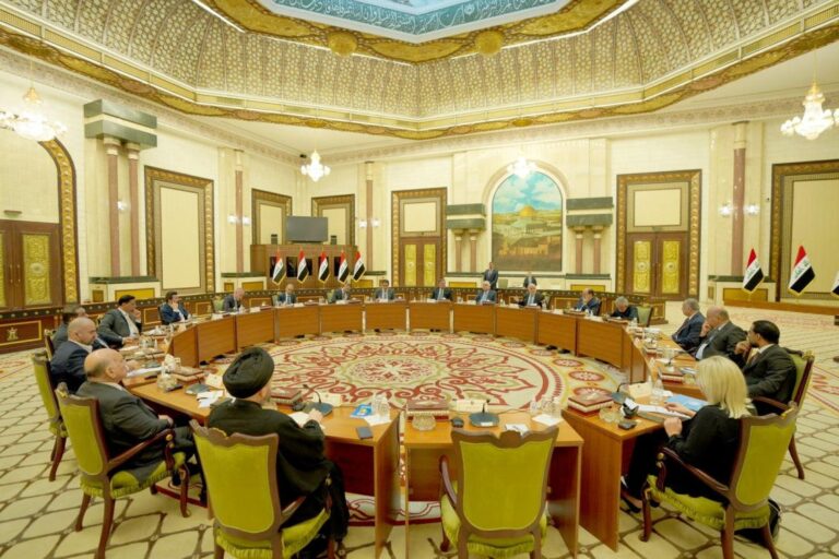 Top Iraq court says it cannot dissolve parliament as stalemate continues