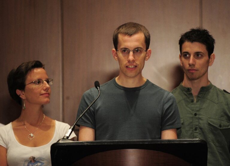 US trio jailed by Iran and accused of espionage sue former captors