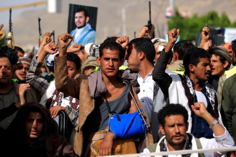 Yemen official: Iran plans to control Bab Al-Mandab, not interested in peace efforts