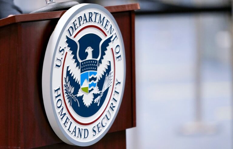 US sells home of couple illegally working with Syria company