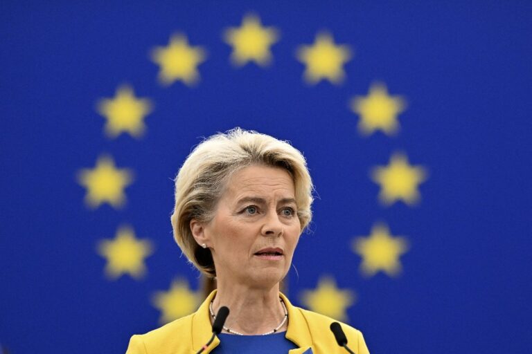 EU chief von der Leyen arrives in Kyiv for talks on EU integration
