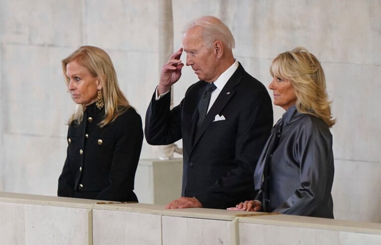 Biden visits Queen Elizabeth’s coffin as UK counts down to funeral