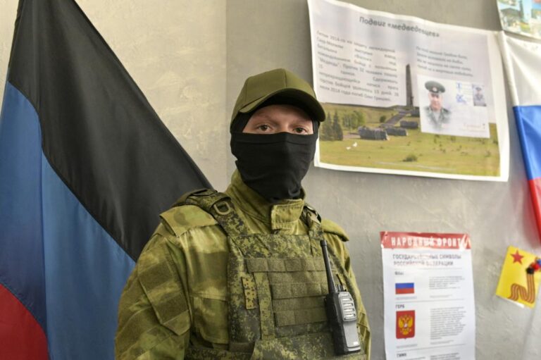Russia holds breakaway polls in Ukraine