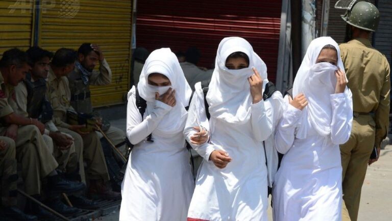 Religious hymns cause concern among Kashmiris