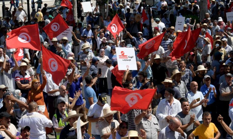 Tunisians protest against poverty, high prices and food shortages