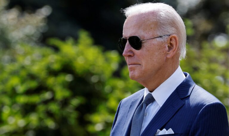 Biden keeps US target for refugee admissions at 125,000