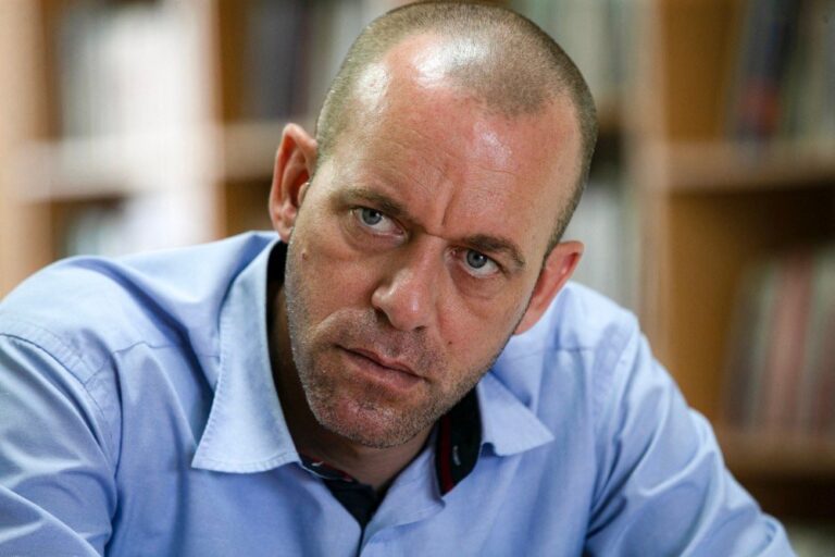 Imprisoned Palestinian-French human rights lawyer begins hunger strike