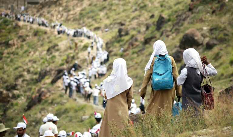 Houthi attacks in Taiz kill 15 civilians, wound 69 during truce