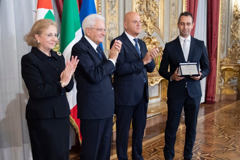 Egyptian scholars win prestigious award for energy research