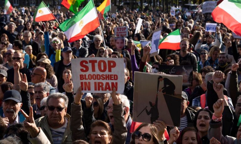 Senior Iran political figure breaks with regime in public criticism
