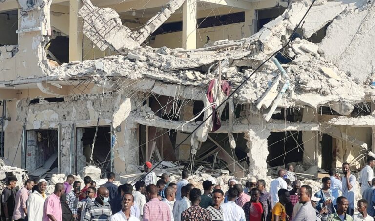 Somalia appeals for international help after deadly blasts